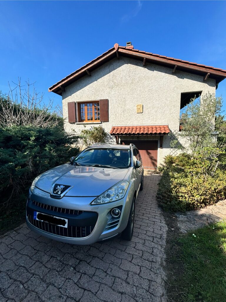 Chasselay centre au calme