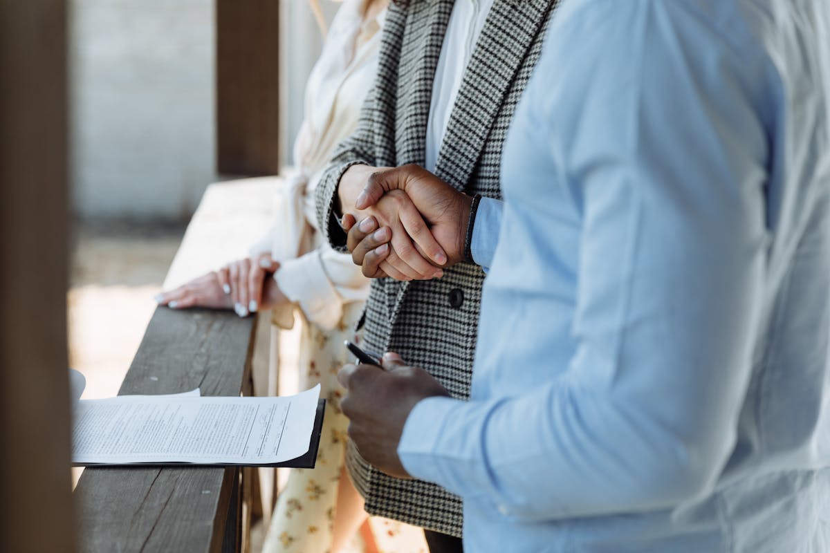 Qu'est-ce qu'un compromis de vente ? Définition, étapes et conseils pratiques
