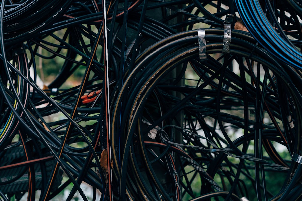 Problème électrique en location : responsabilités, démarches et solutions
