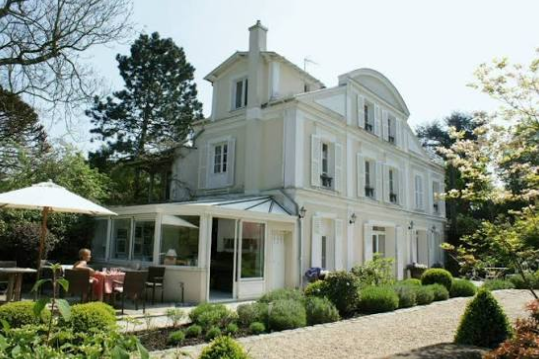 Villa Montmorency : Prix au m², tendances et conseils pour acheter à Paris 16ème