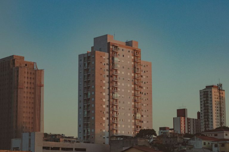 ASL et copropriété horizontale : différences, règles et fonctionnement