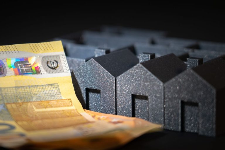Avis de valeur immobilier : définition, utilité et prix