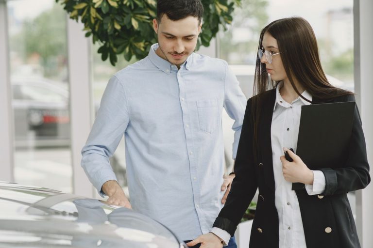 Compromis de vente entre particuliers : modèle, clauses et conseils